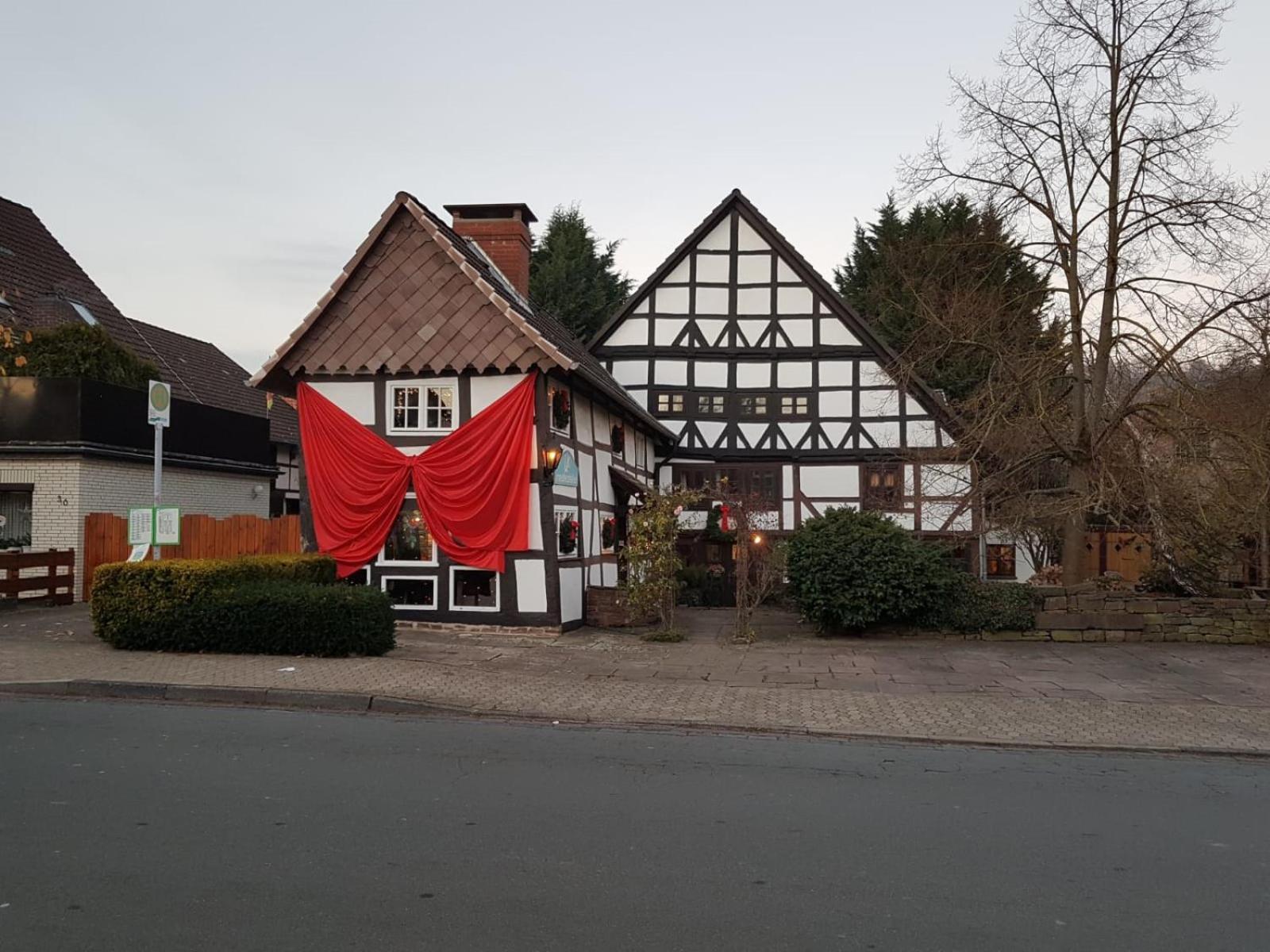 Ferienwohnungen - Karin Kehne -Gartenblick Bodenwerder Luaran gambar